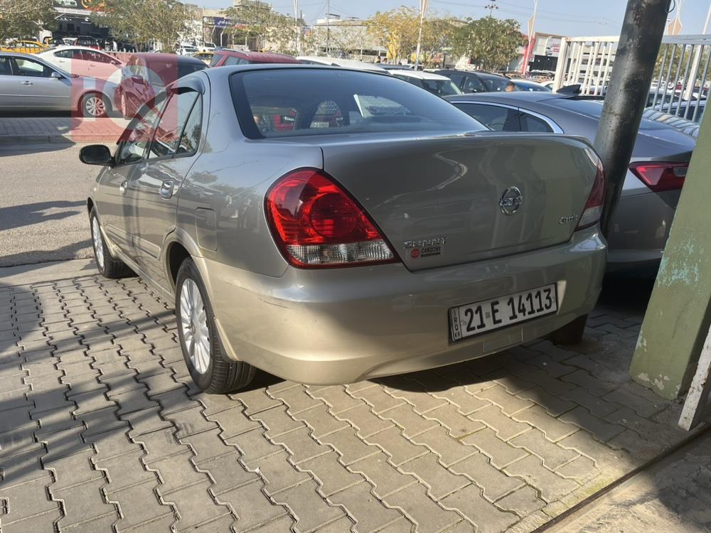 نیسان سەنی